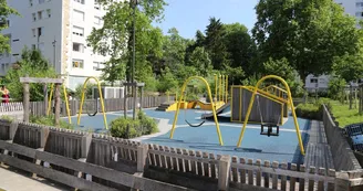 Aire de jeux Jules Verne 03 - Saragosse - Pau Pyrénées Tourisme Aire de jeux Jules Verne 03 - Saragosse - Pau Pyrénées Tourisme