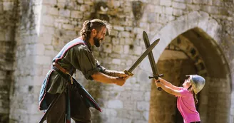 1 Chateau Bergerac jeux enfants bois chevaliers