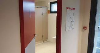 Foyer-communal-st-martial-sanitaires