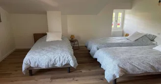 1000087200