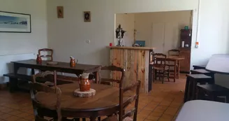 Salle à manger-cuisine gîte Chaneü à Osse-en-Aspe
