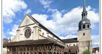 Eglise de Bar-sur-Aube.jpg