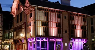 OT LA NUIT.jpg
