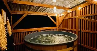 O cabanes calines -le spa- Cardeilhac Comminges Pyrénées O cabanes calines -le spa- Cardeilhac Comminges Pyrénées