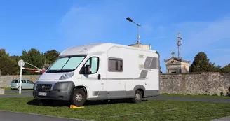 aire de camping champ de foire