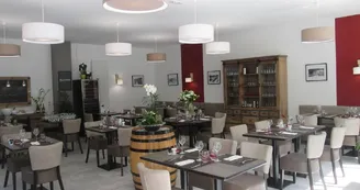 Auberge en Ardenne : salle 2 Auberge en Ardenne : salle 2