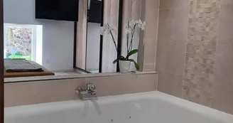 Chambre Les Iris - Lonny - Ardennes Chambre Les Iris - Lonny - Ardennes