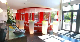 reception hotel kyriad