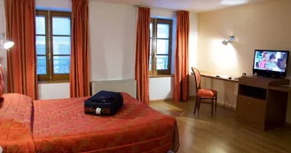 Hôtel "Le Saint Michel"
