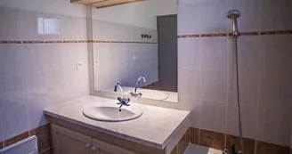 SDB gîte 6-8