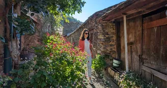 Evol, plus beau village de France le charme des ruelles fleuries Evol, plus beau village de France le charme des ruelles fleuries