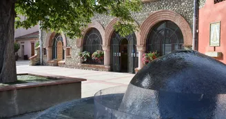oti-facade-fontaine-ille-sur-tet