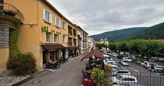Hôtel le Bellevue 13