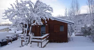 Camping_El_Pailles_Chalet_à_louer_4_personnes_Lupin_Enneigé_18z