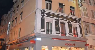 Hôtel Saint Ferréol Marseille.jpg