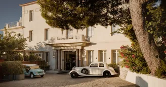 Hôtel Restaurant Les Roches Blanches