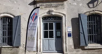 Bureau d'Information Touristique Eygalières_extérieur Bureau d'Information Touristique Eygalières_extérieur