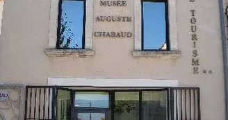 13T4004724_1_WEB.jpg