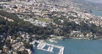 Port des Heures Claires