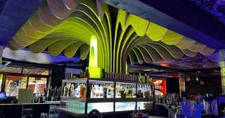 Le Jaï's Beach Pub