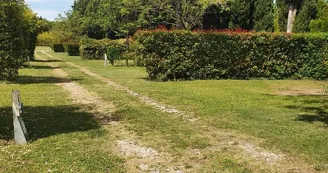 Camping Parc de la Bastide allée emplacement