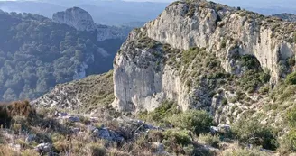 Le Pas de l'aigle_Saint-Rémy-de-Provence Le Pas de l'aigle_Saint-Rémy-de-Provence