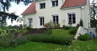 Maison côté jardin