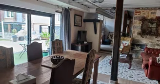 MoonRiver_saintjunien_chambres_poltourisme (4) MoonRiver_saintjunien_chambres_poltourisme (4)