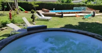 Appartement duplex avec jacuzzi privatif "Ania"