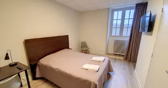 Chambre classique avec TV Chambre classique avec TV