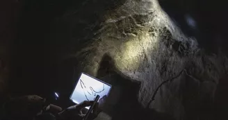 Visite-Groupe-Grottes-Enfant-Saulges