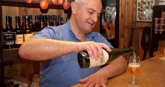 Cidrerie Les Bruyeres Carré à Moyaux - Charbonneau