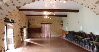 Gîte de groupe Les Gerbaudières - Saint-Christophe-du-Jambet - salle