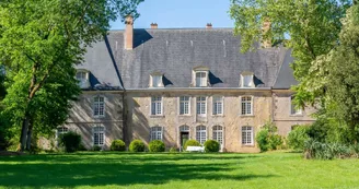 Logis-de-Martigné- Château façade