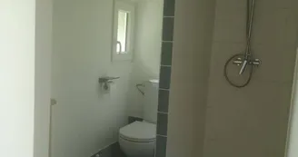 DOUCHE DOUCHE