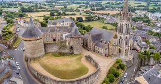 Barbacane du château de Sillé-le-Guillaume Barbacane du château de Sillé-le-Guillaume