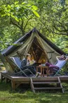 tente-equipee-camping-coulvee-chemille-cea