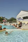 Camping Flower Île d'Offard - Piscine chauffée avec pataugeoire_1